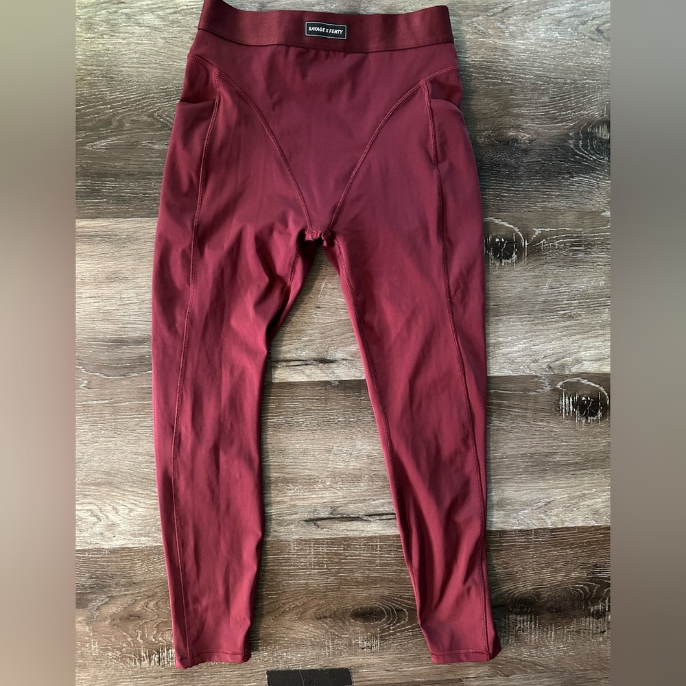 Savage Fenty leggings Medium